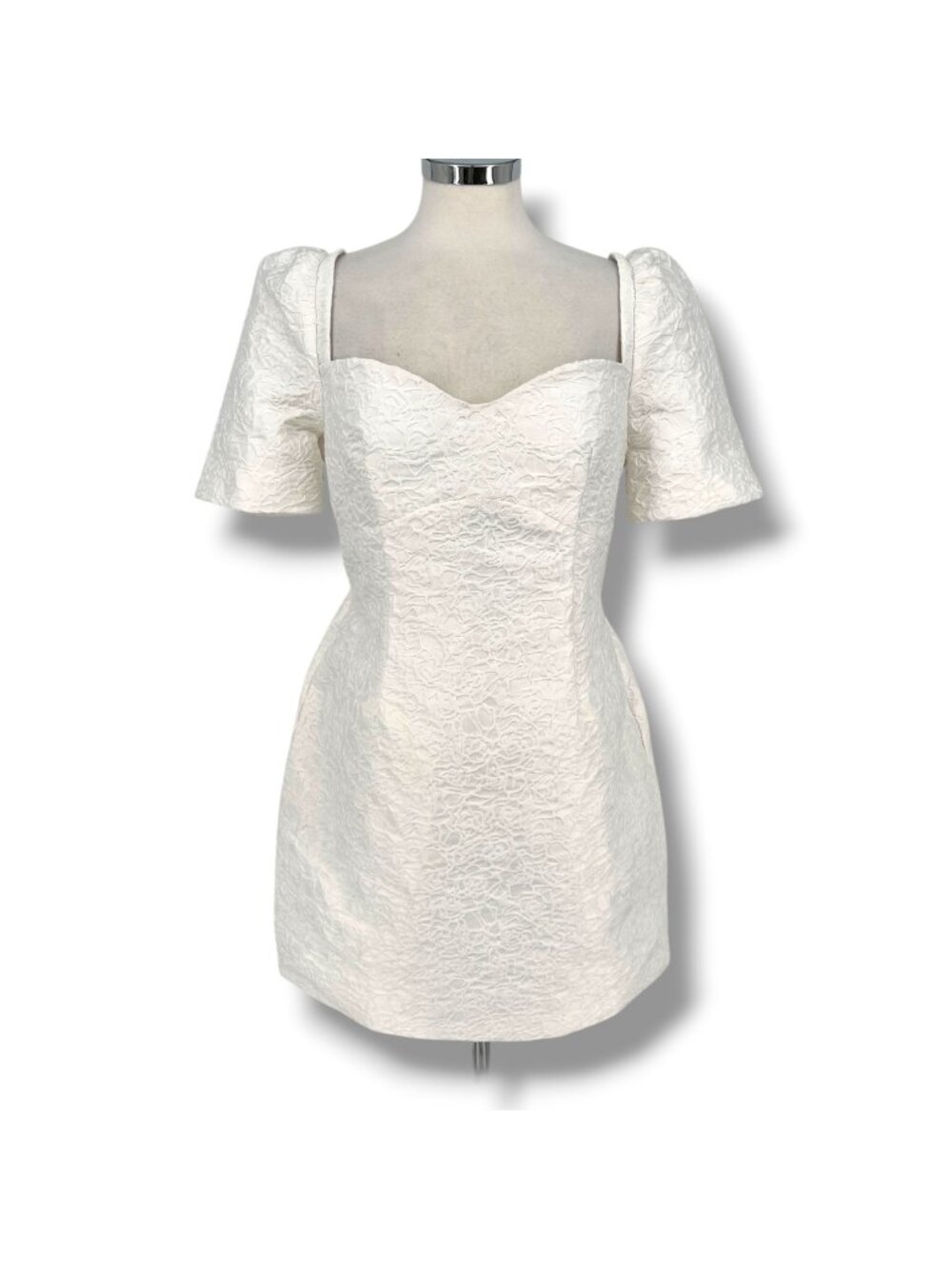 Elliatt Feminise Textured Puff Sleeve Sweeetheart Mini Dress White Size XL